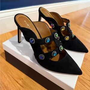 Size 10 KURT GEIGER LONDON
Octavia gem-embellished suede heels